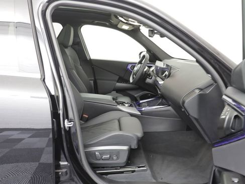 Certified 2025 BMW X3 xDrive30 w/ Convenience Package AWD/4WD image 17