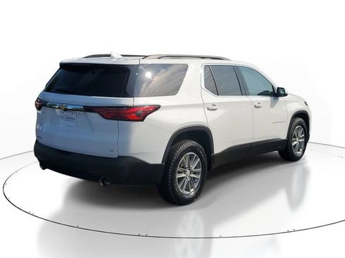 Certified 2023 Chevrolet Traverse LT FWD image 4