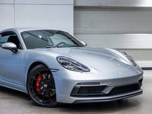 Certified 2024 Porsche 718 Cayman GTS image 15