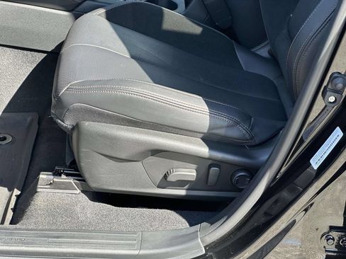 Certified 2025 Subaru Forester Touring w/ Touring Package AWD/4WD image 14