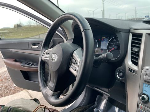 Used 2014 Subaru Outback 2.5i Limited image 26