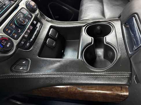 Used 2020 Chevrolet Tahoe LT RWD image 30
