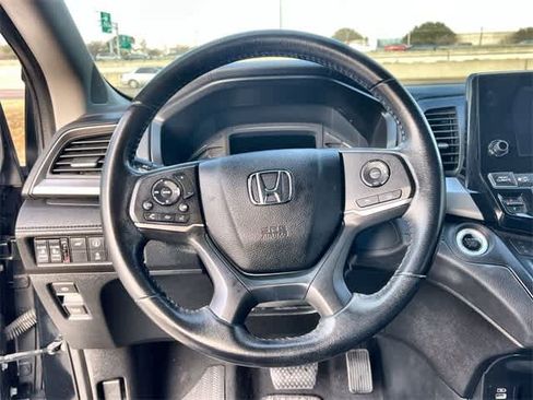 Certified 2021 Honda Odyssey EX-L image 17