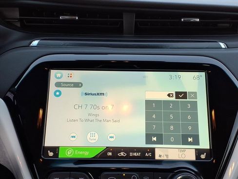 Used 2020 Chevrolet Bolt LT image 23