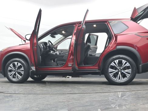 Certified 2023 Nissan Rogue SV image 41