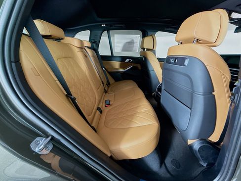 New 2026 BMW X5 xDrive40i w/ M Sport Package image 29