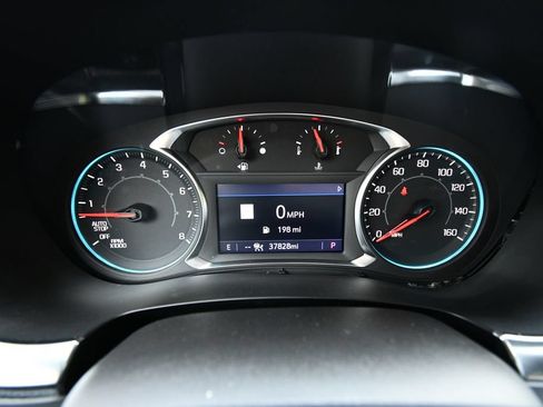 Used 2023 Chevrolet Traverse RS AWD/4WD image 24