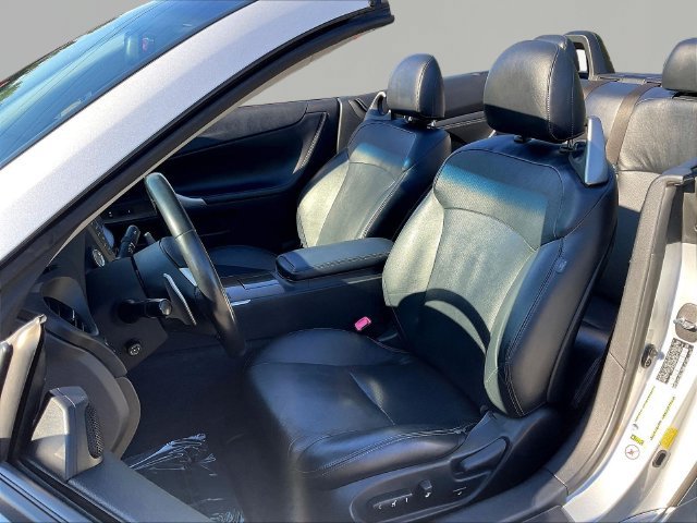Used 2013 Lexus IS 250C RWD image 22