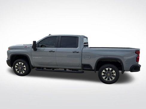 Used 2025 Chevrolet Silverado 2500 Custom w/ Custom Value Package AWD/4WD image 12
