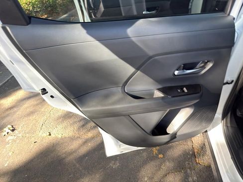 New 2026 Nissan Kicks SV w/ SV Premium Package image 31