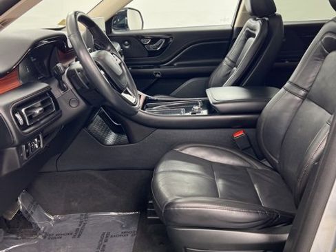 Used 2023 Lincoln Aviator Reserve w/ Equipment Group 201A image 14