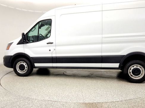 Used 2024 Ford Transit 250 148 Medium Roof RWD image 8