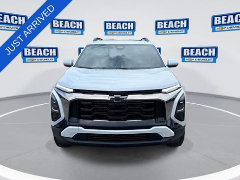 New 2026 Chevrolet Equinox ACTIV w/ Convenience Package III AWD/4WD image 3