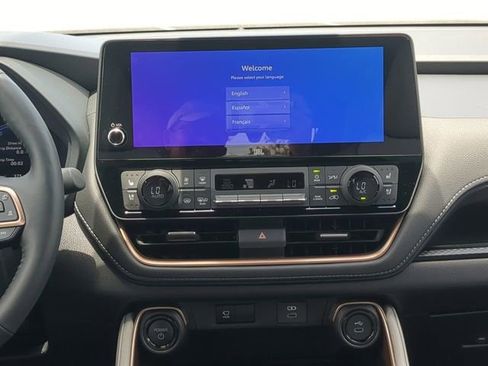 Certified 2026 Toyota Grand Highlander AWD Hybrid image 18