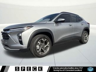 Used 2025 Chevrolet Trax LT w/ Driver Confidence Package 360° Tour