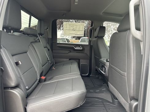 New 2025 GMC Sierra 3500 SLT image 21