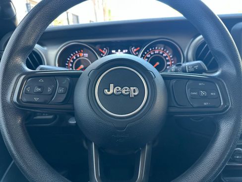Used 2020 Jeep Wrangler Unlimited Sport AWD/4WD image 24