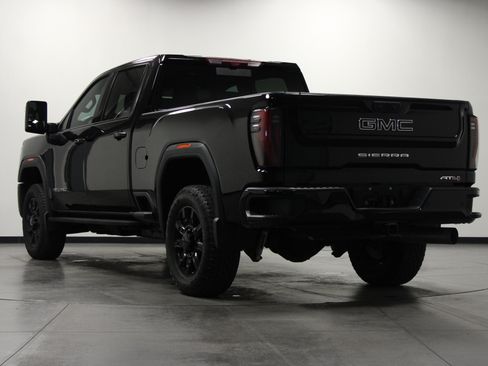 Used 2026 GMC Sierra 2500 AT4 w/ AT4 Premium Plus Package AWD/4WD image 6