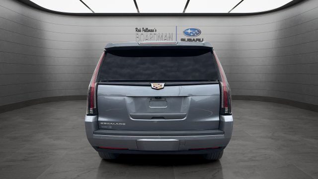 Used 2019 Cadillac Escalade Luxury w/ Escalade Sport Edition AWD/4WD image 6