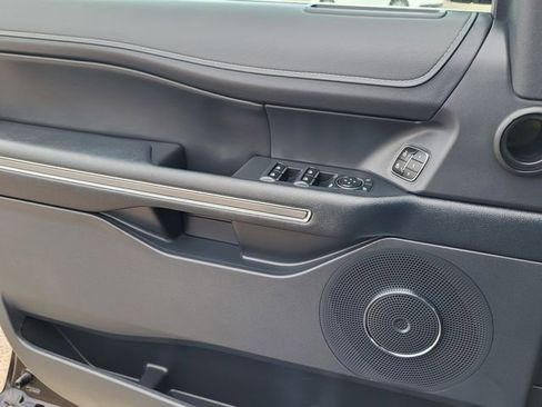 Used 2024 Ford Expedition Max XLT image 13