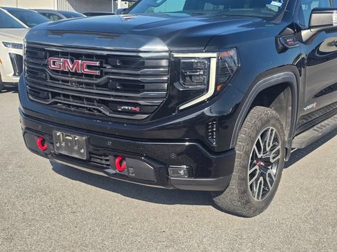 Used 2024 GMC Sierra 1500 AT4 w/ Technology Package AWD/4WD image 10