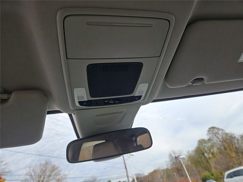 Used 2025 Honda CR-V LX image 23