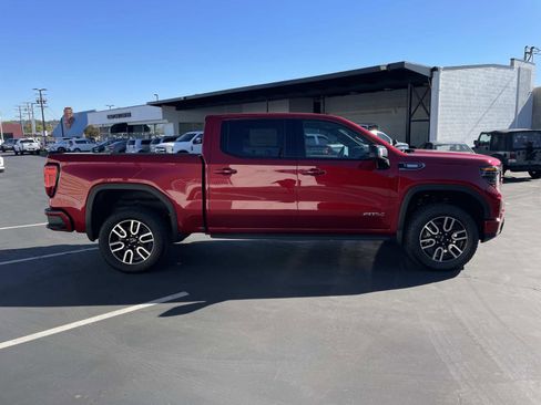 New 2026 GMC Sierra 1500 AT4 image 4