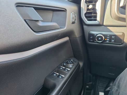 Certified 2025 Ford Bronco Sport Outer Banks w/ Outer Banks Tech Package+ image 19