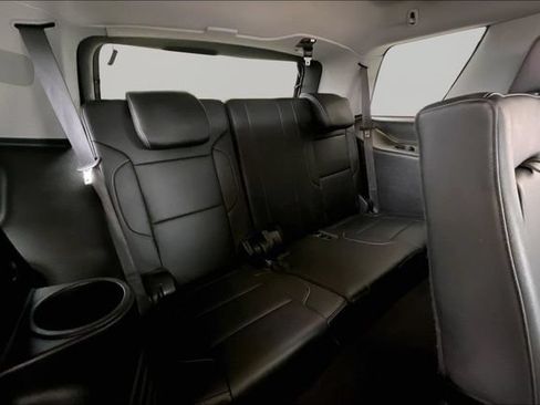 Used 2019 Chevrolet Tahoe LT RWD image 18