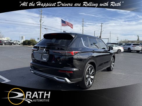 New 2026 Mitsubishi Outlander SE AWD/4WD image 9