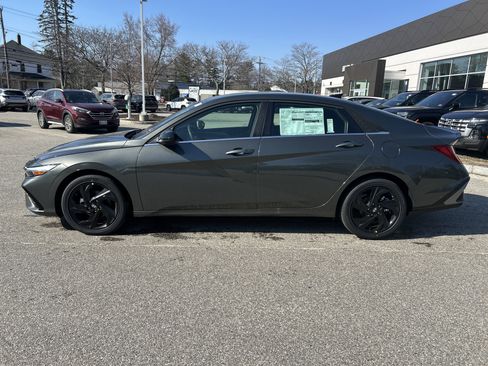 New 2026 Hyundai Elantra SEL Sport Premium w/ Cargo Package FWD image 2