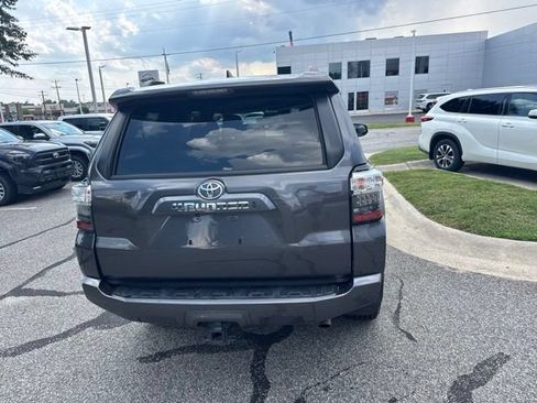 Used 2023 Toyota 4Runner SR5 AWD/4WD image 8