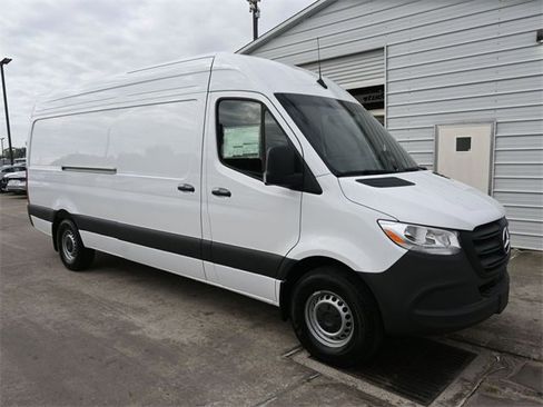 New 2026 Mercedes-Benz Sprinter 2500 image 25
