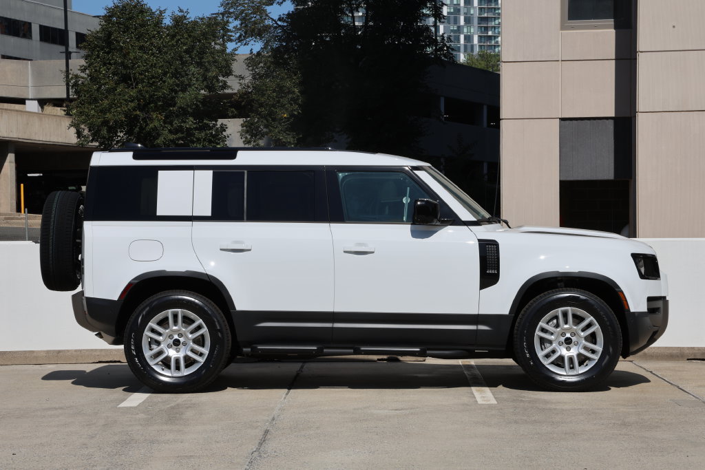 New 2026 Land Rover Defender 110 S AWD/4WD image 3