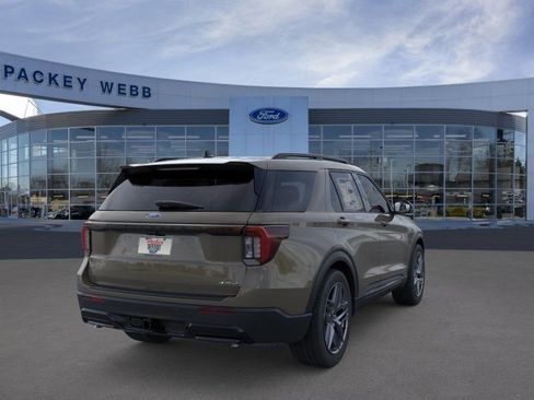 New 2026 Ford Explorer ST-Line w/ ST-Line Street Pack AWD/4WD image 9