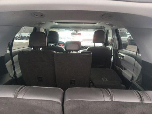 Used 2022 Ford Explorer XLT w/ Equipment Group 202A image 16