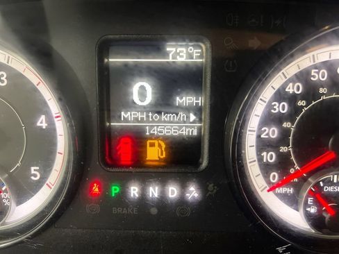 Used 2018 RAM 3500 Tradesman w/ Chrome Appearance Group AWD/4WD image 8