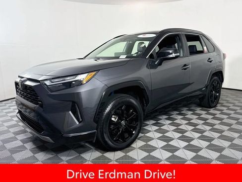 Certified 2025 Toyota RAV4 XSE w/ Weather Package AWD/4WD image 3