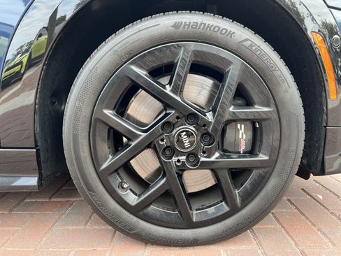 Used 2025 MINI Cooper S FWD image 13