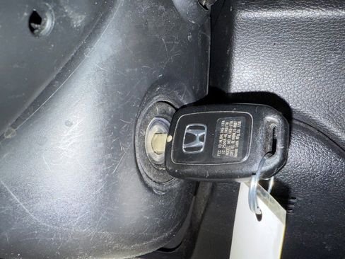 Used 2020 Honda CR-V LX image 17