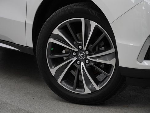 Used 2020 Acura MDX SH-AWD w/ Technology Package image 3