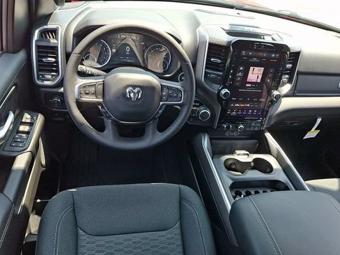 New 2026 RAM 1500 Big Horn AWD/4WD image 8