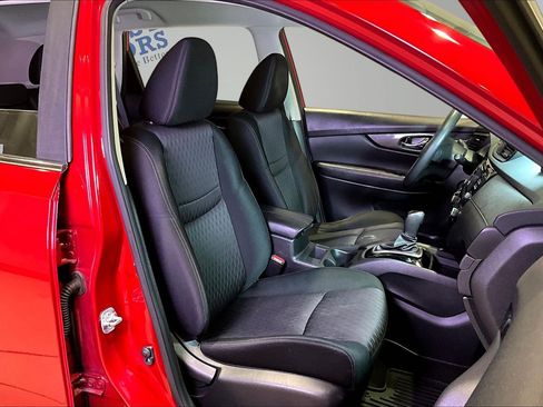 Used 2017 Nissan Rogue S AWD/4WD image 29