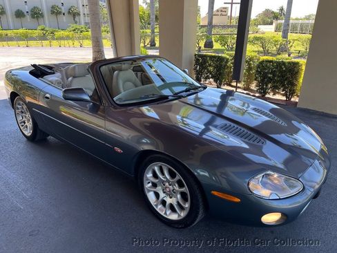 Used 2001 Jaguar XKR Convertible RWD image 74