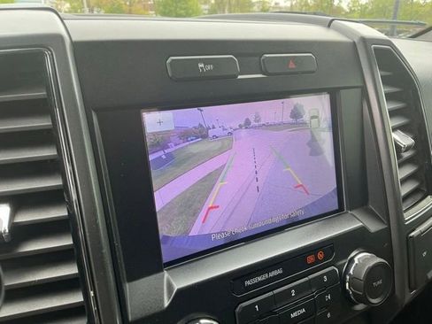 Used 2022 Ford F250 XLT w/ Black Appearance Package AWD/4WD image 28