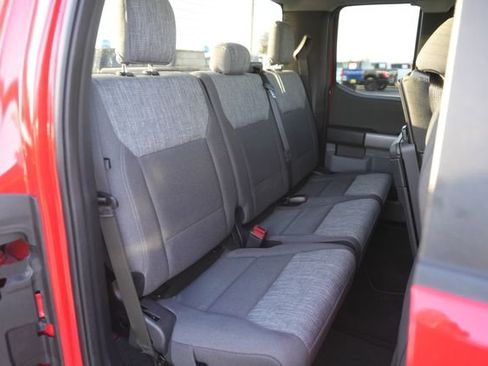 Used 2022 Ford F150 XLT w/ Trailer Tow Package image 17