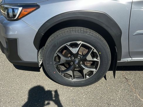 Used 2019 Subaru Crosstrek 2.0i Premium w/ Eyesight System image 9