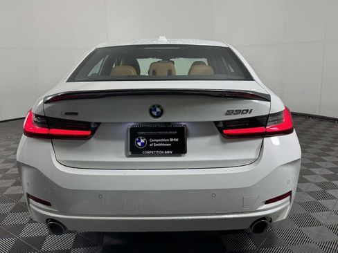 Used 2023 BMW 330i xDrive Sedan w/ Convenience Package AWD/4WD image 9