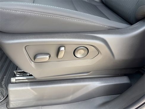 New 2025 GMC Sierra 1500 Elevation w/ Preferred Package image 17