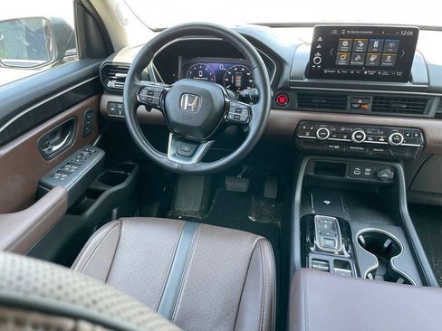 Used 2024 Honda Pilot Elite image 10